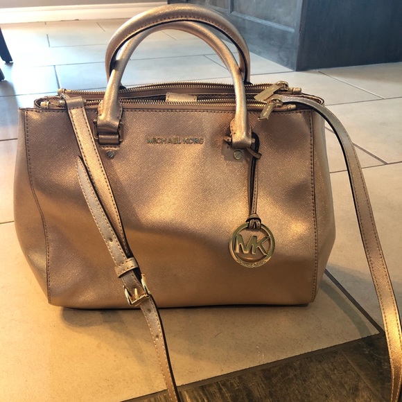 Michael Kors Purse - Picture 3 of 4